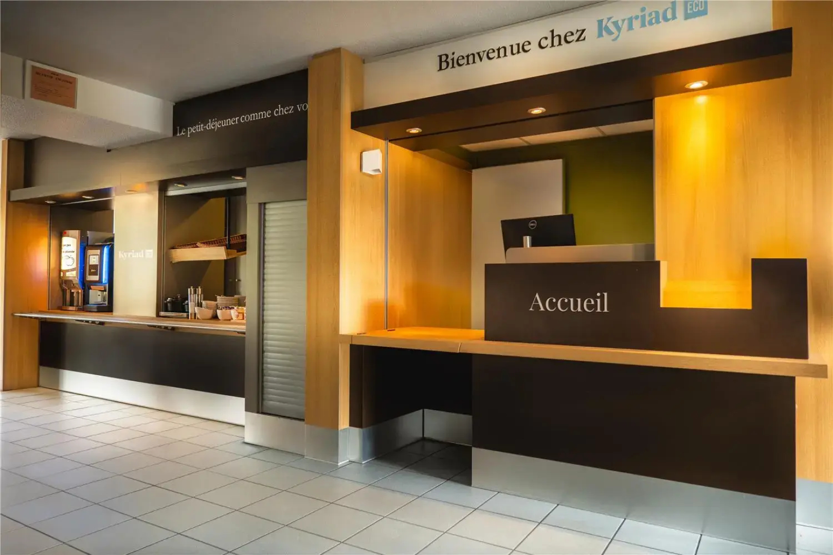 Отель Kyriad Eco 