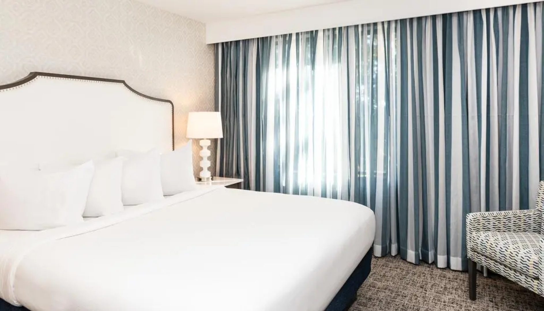 Embassy Suites by Hilton Philadelphia Valley Forge