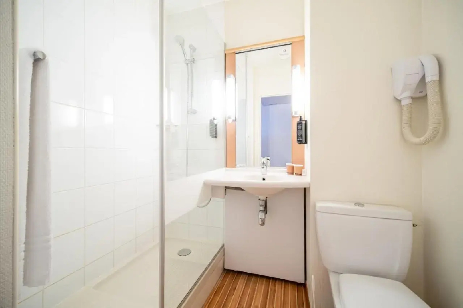 B&B HOTEL Amiens Centre Cathédrale