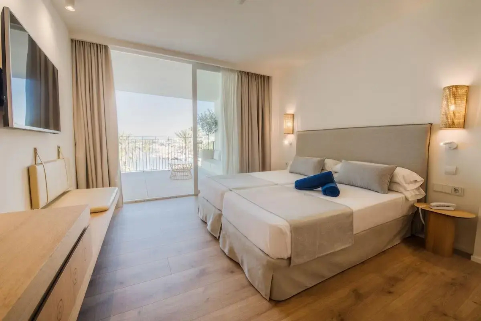 Отель Blau Parc 