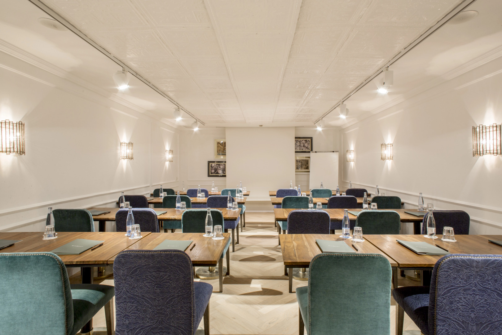 Hotel Midmost by Majestic Hotel Group