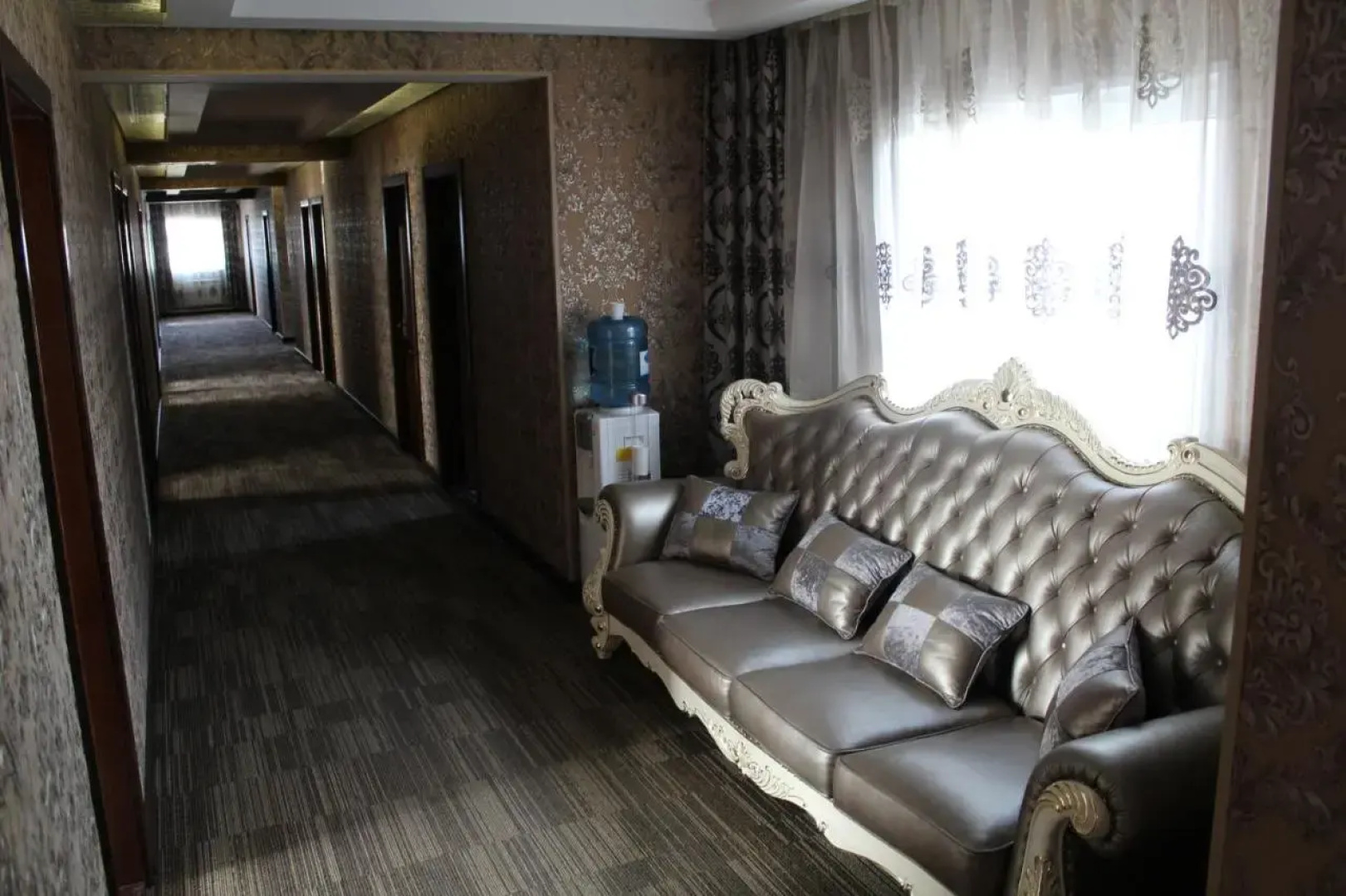 Kot Mini Hotel
