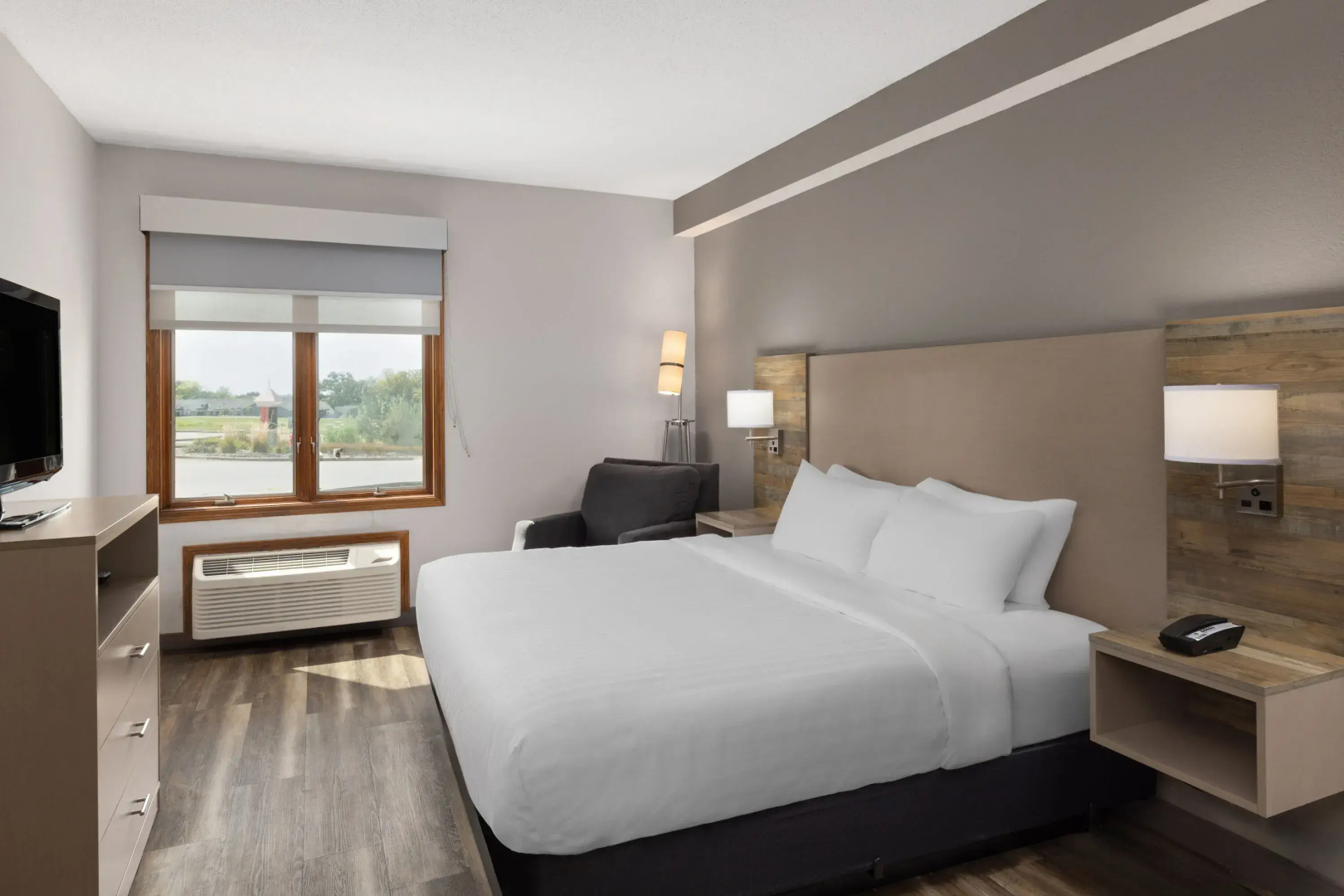 Links Bos Landen Hotel & Spa of Pella, Trademark by Wyndham