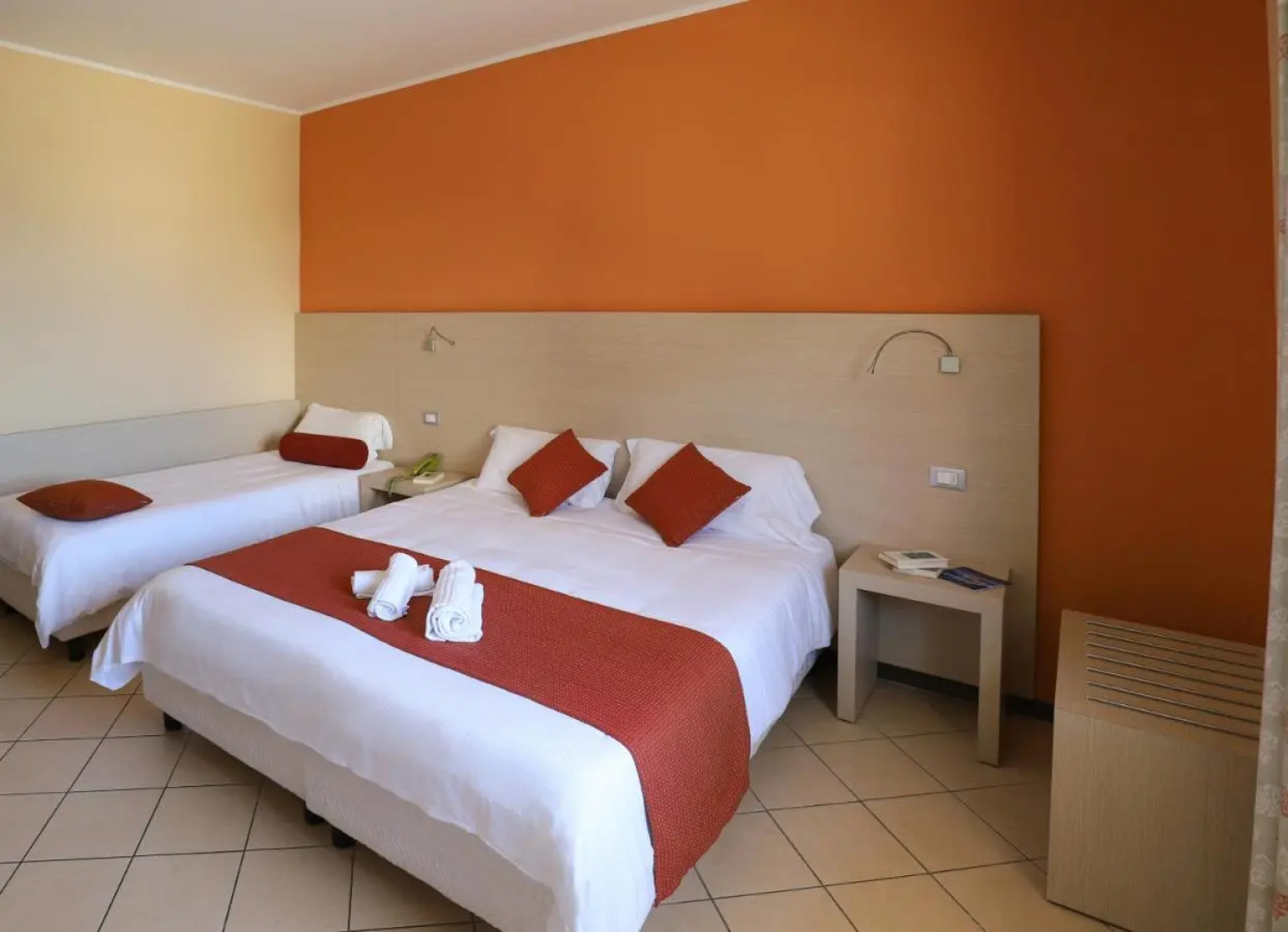 Janus Hotel