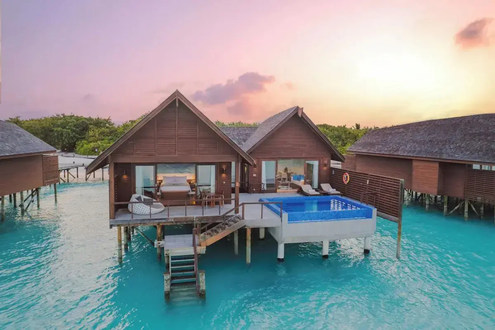 Спа-курорт Hideaway Beach