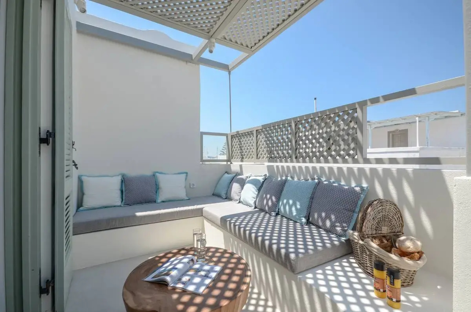 Antony Suites - Adults Only