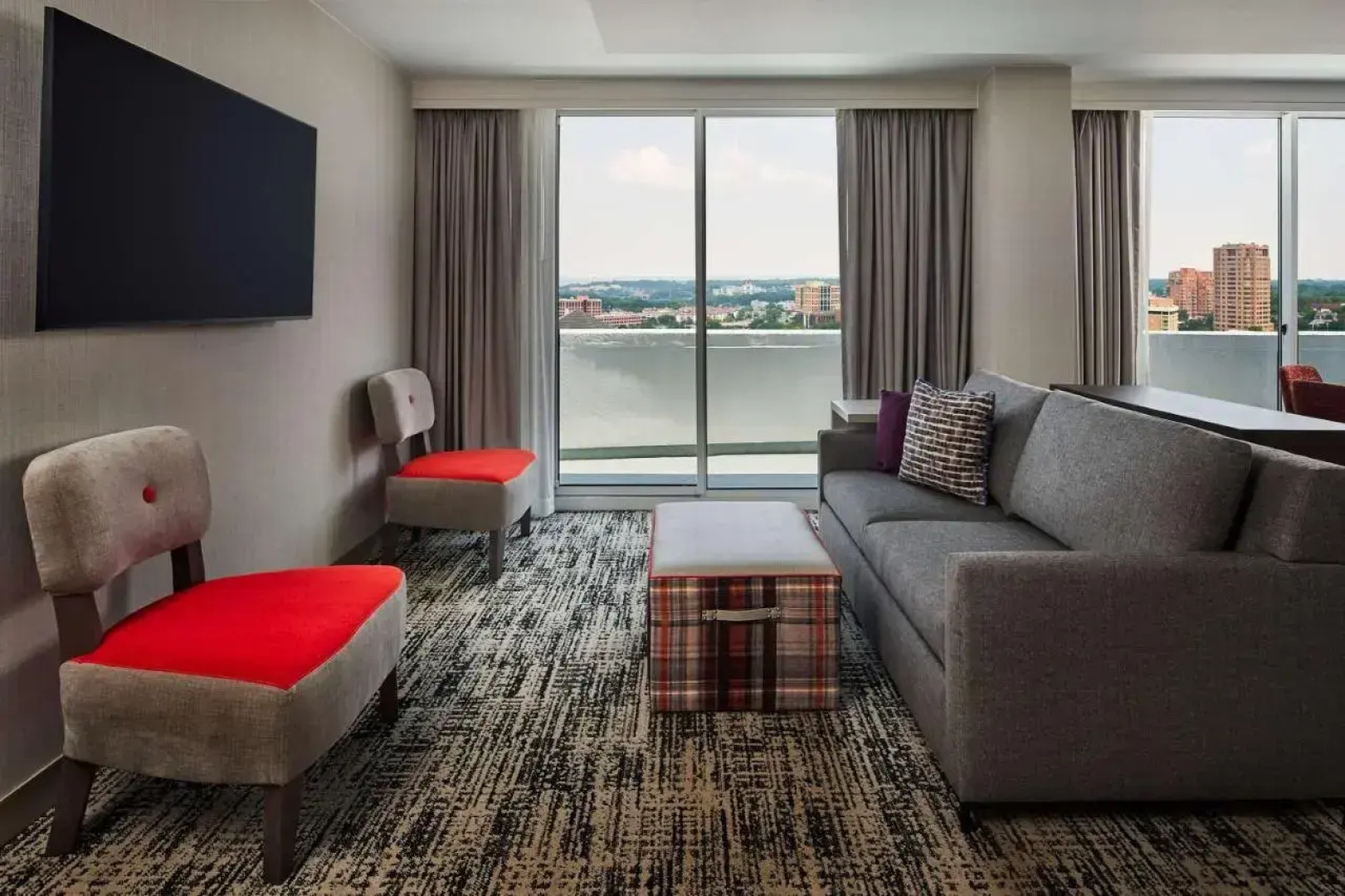 Hilton Kansas City Country Club Plaza