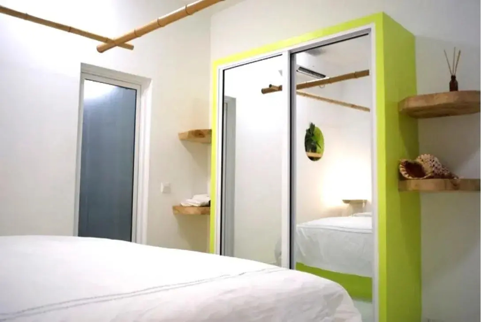 Гостевой дом Noovilu Suites 