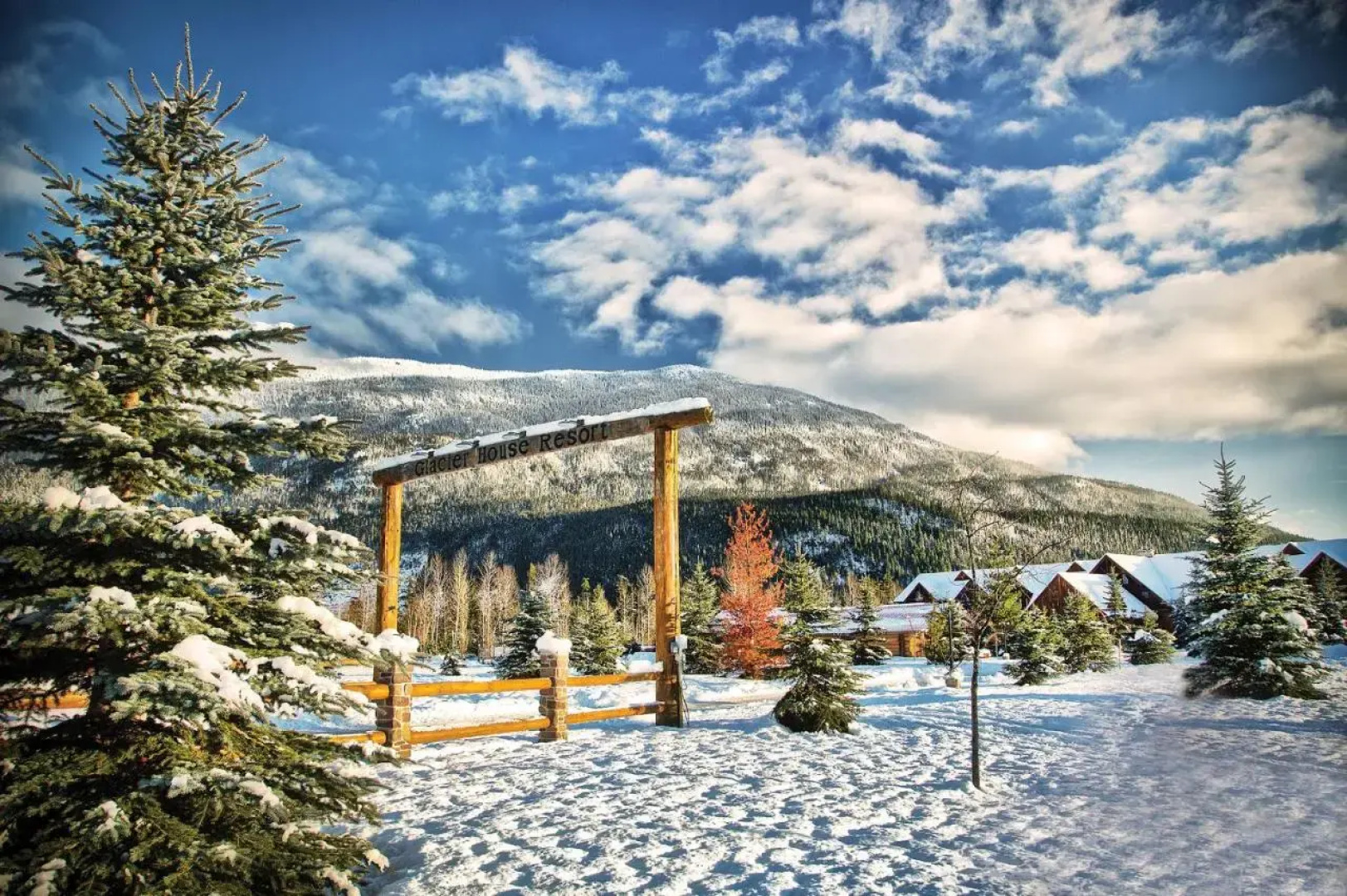 Glacier House Resort