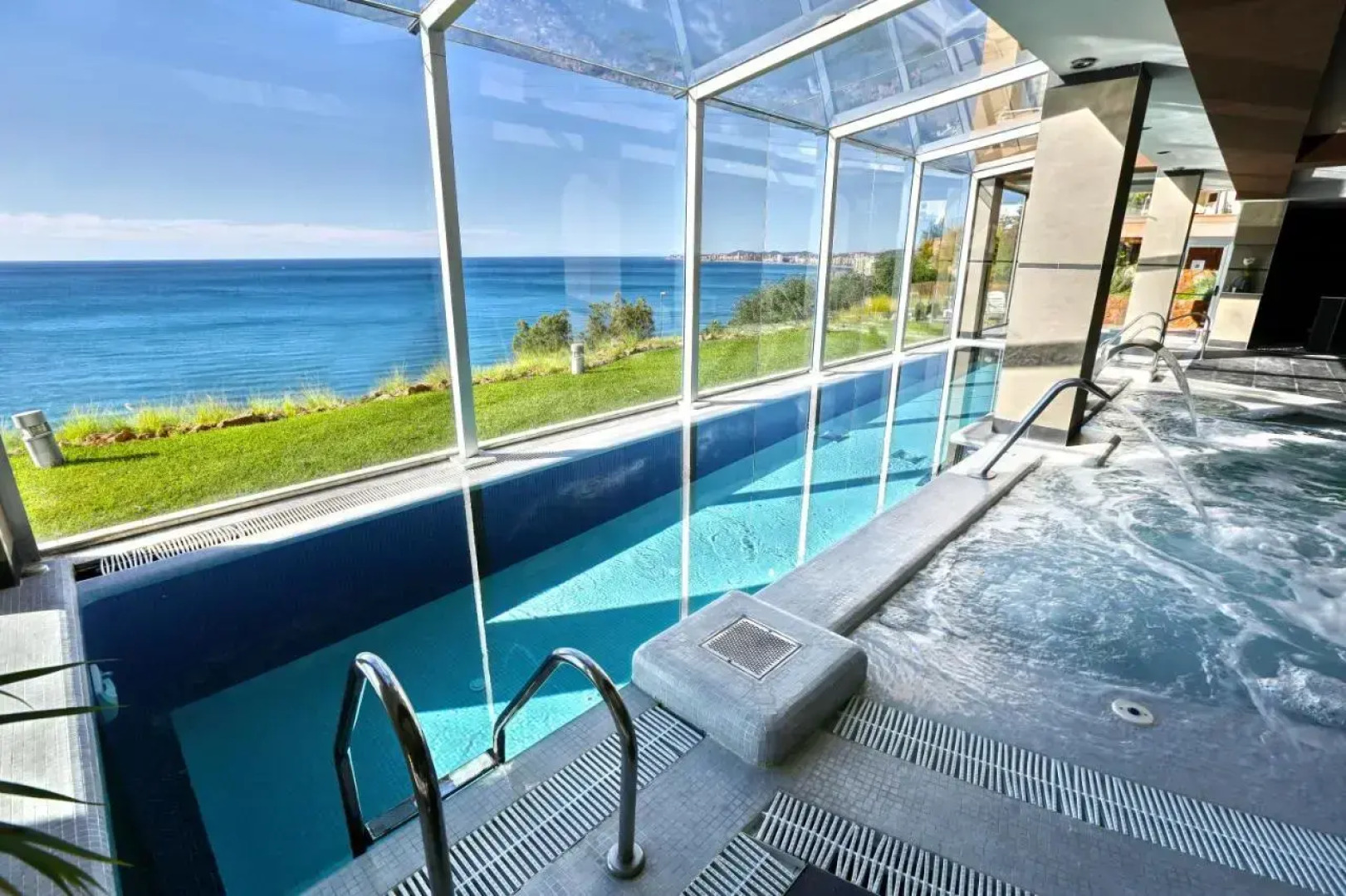 Casamaïa Premium Apartments with Spa