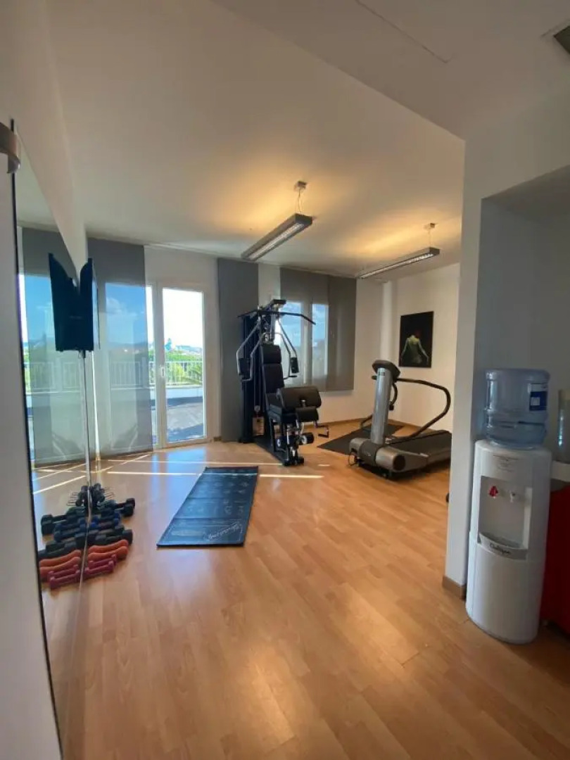 Отель Card International