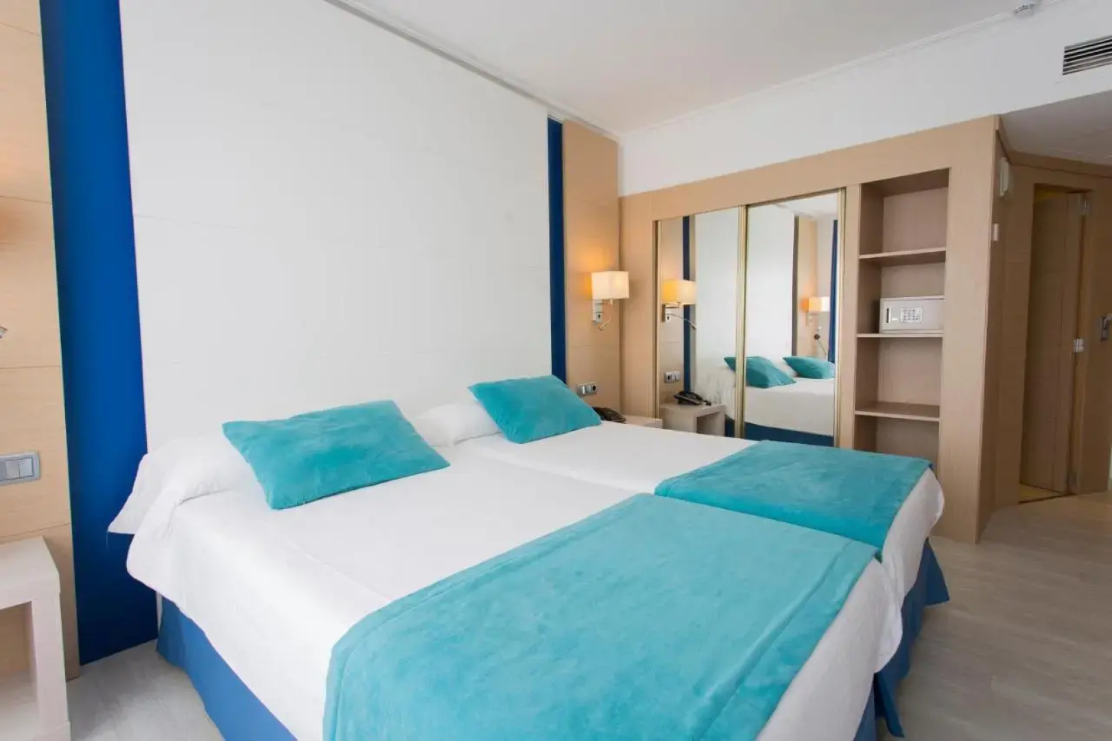Hotel Agua Beach - Adults Only