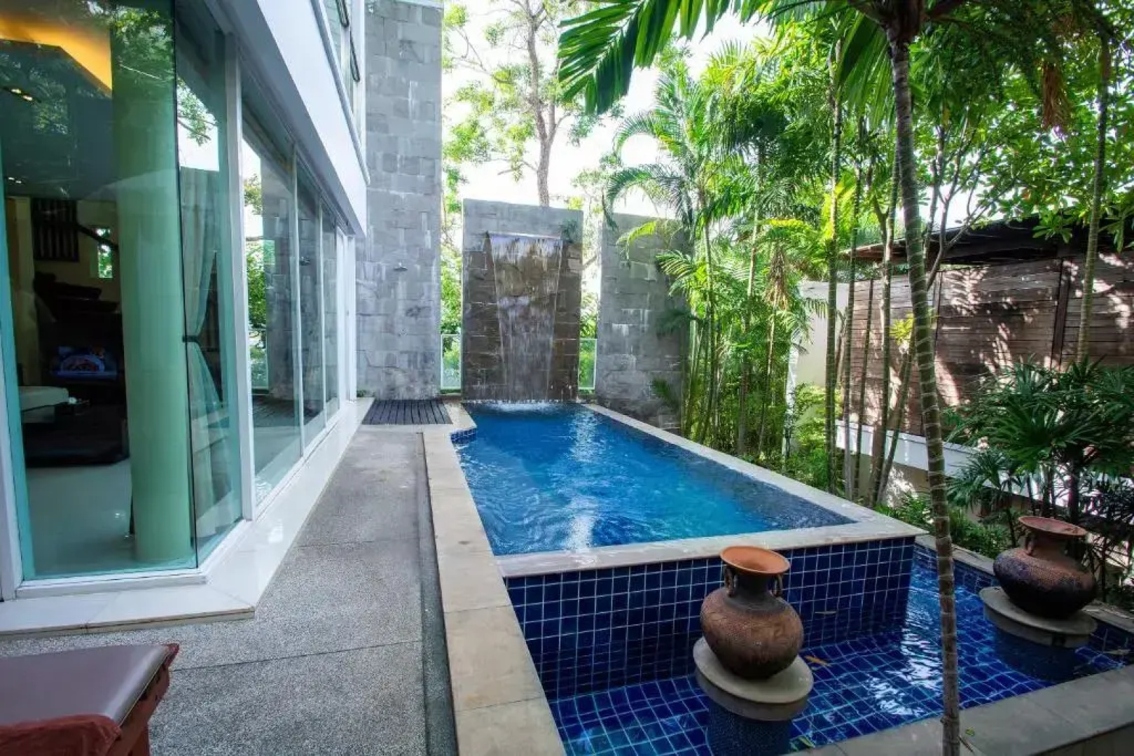 Peach Blossom Resort & Pool Villa