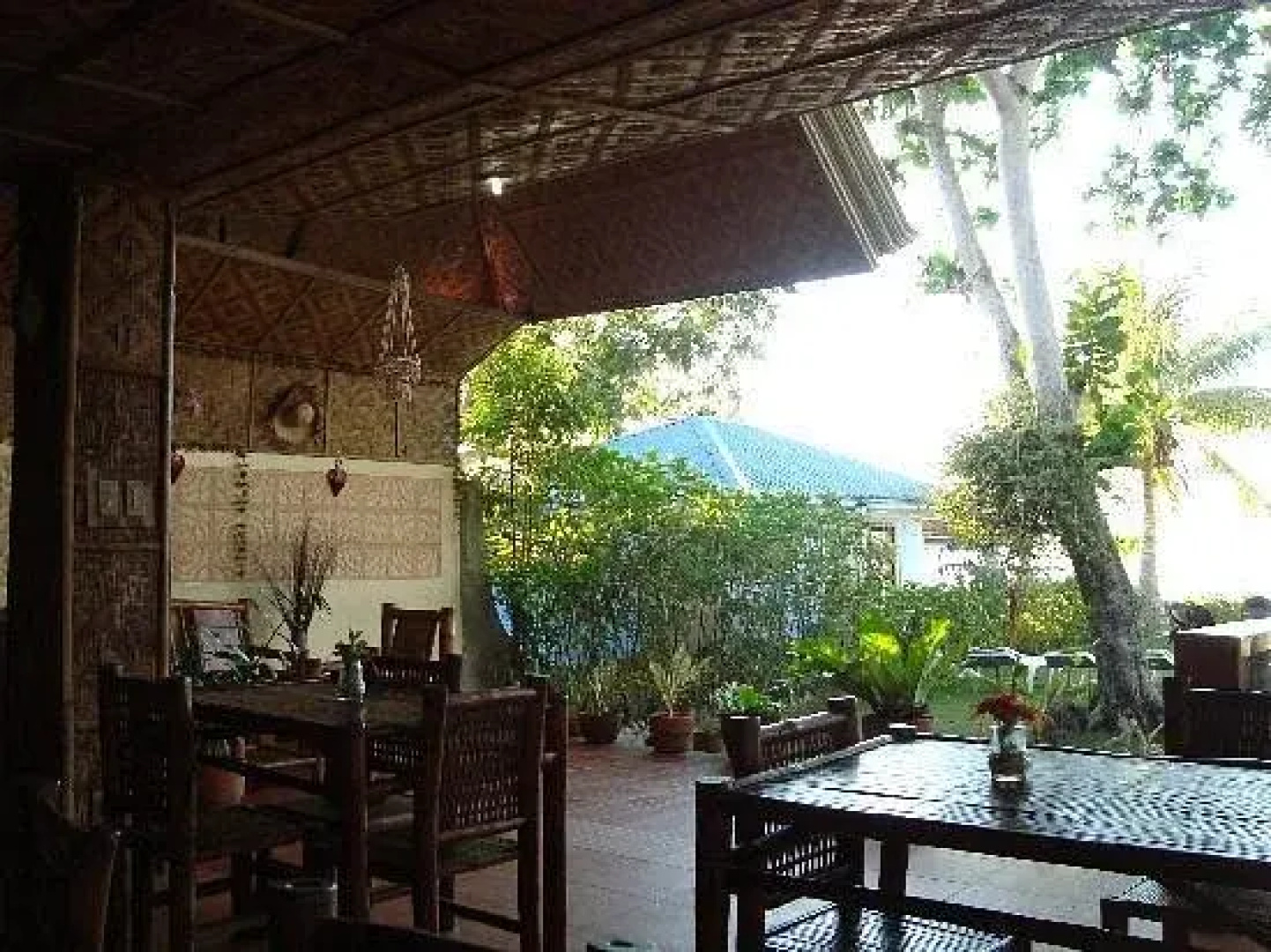 D&B Bluestar Beach Resort