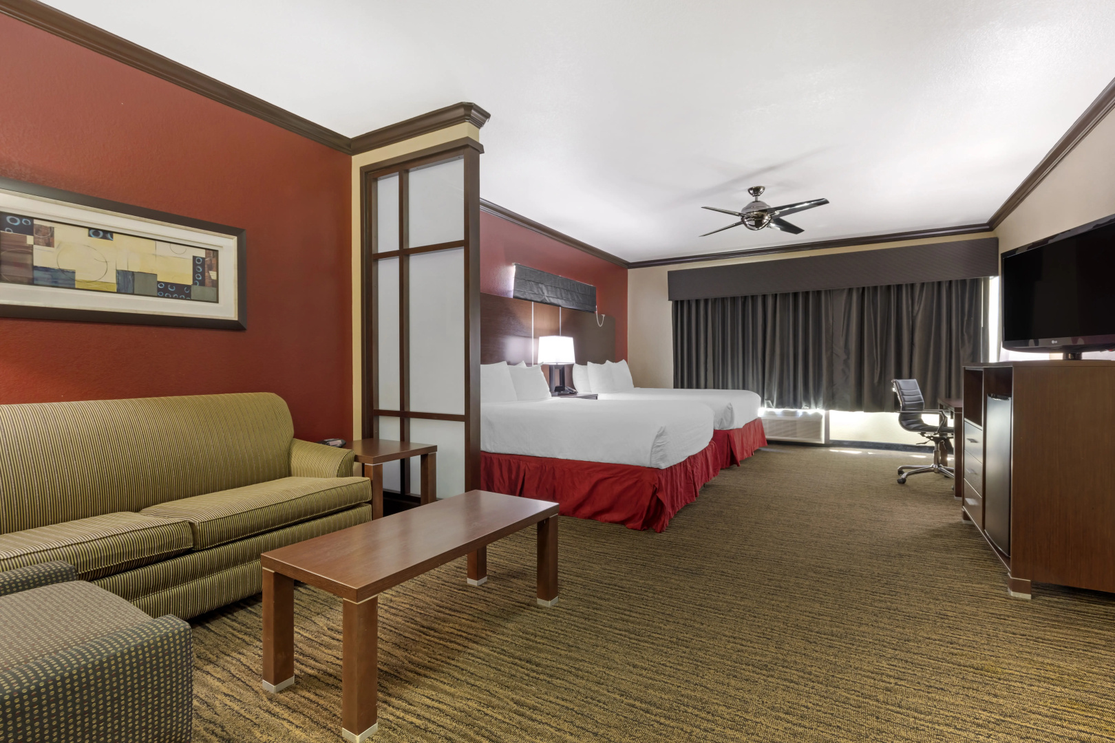 Best Western Plus Classic Inn & Suites
