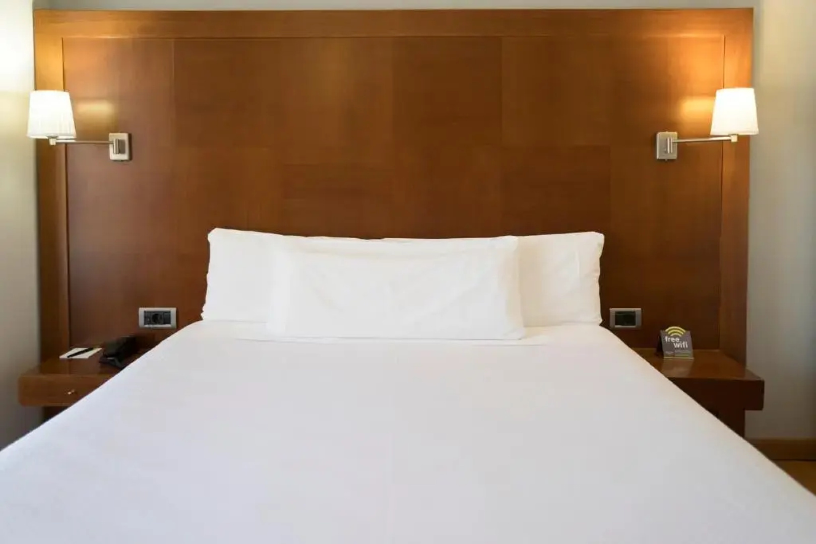 Hotel Sercotel Tres Luces