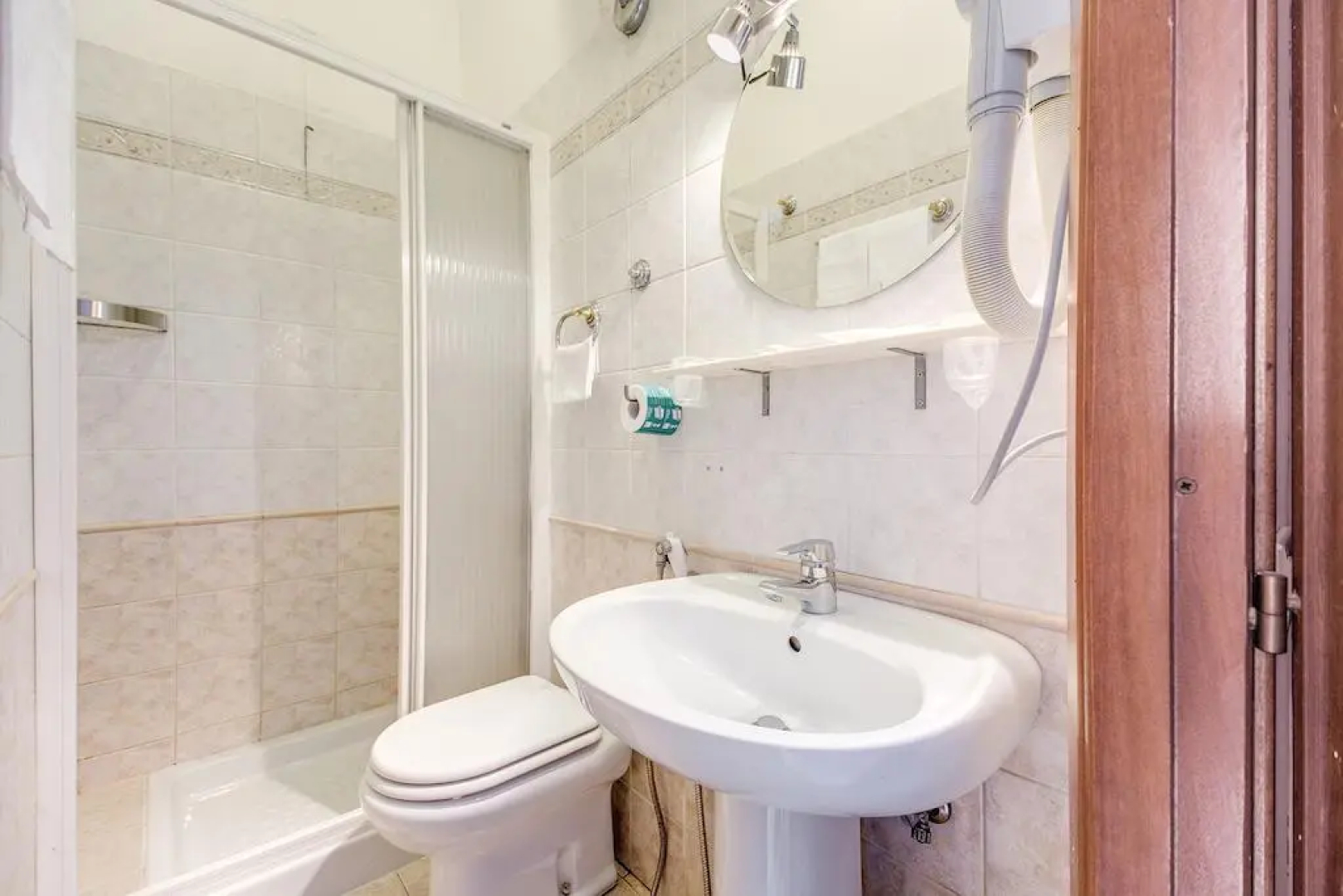 Alius Hotel