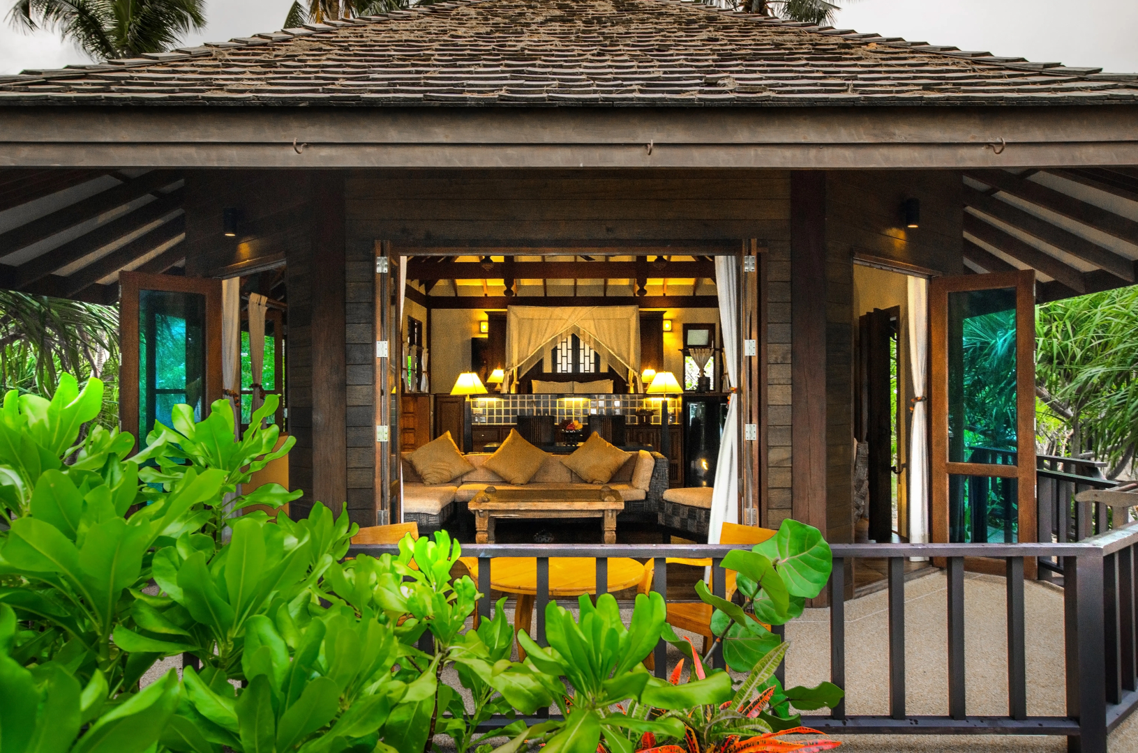 Koh Jum Beach Villas