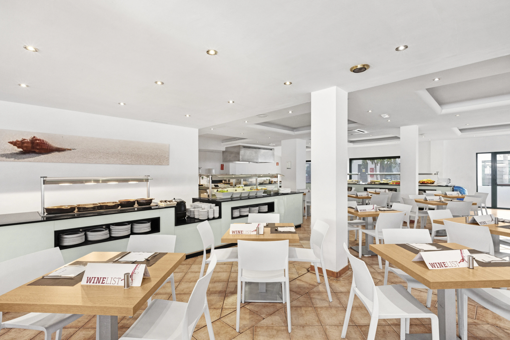 Отель THB Flora Aparthotel