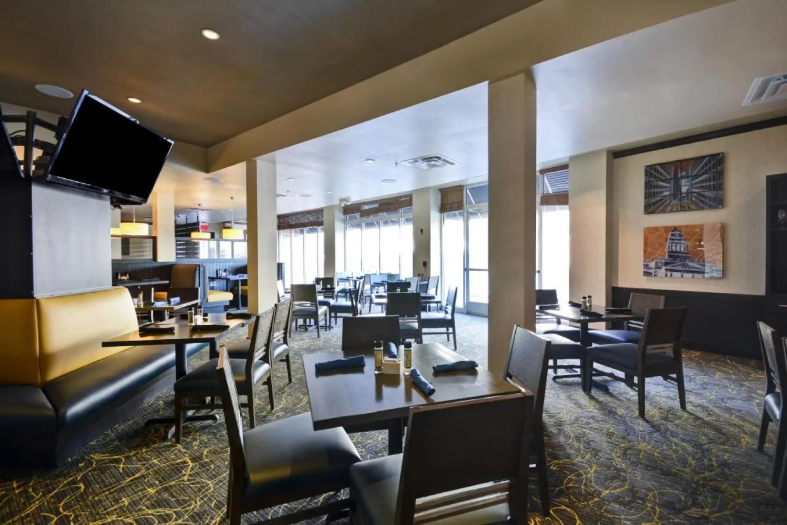 Holiday Inn Detroit Metro Airport by IHG