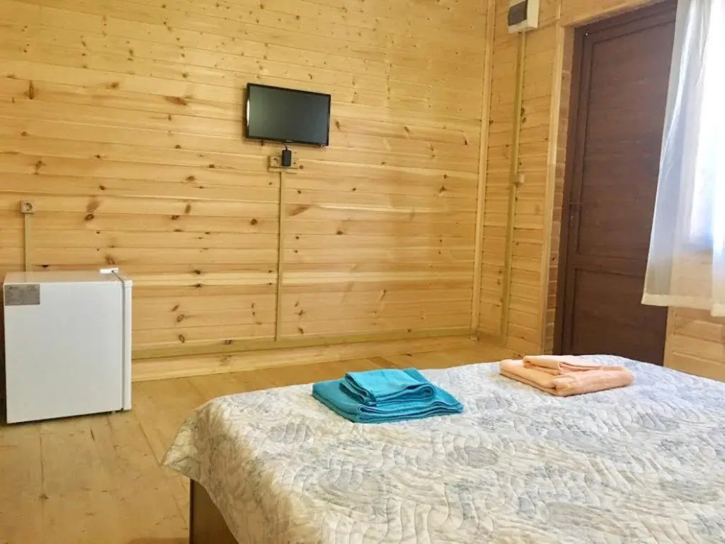 Ecohouse Mini-Hotel