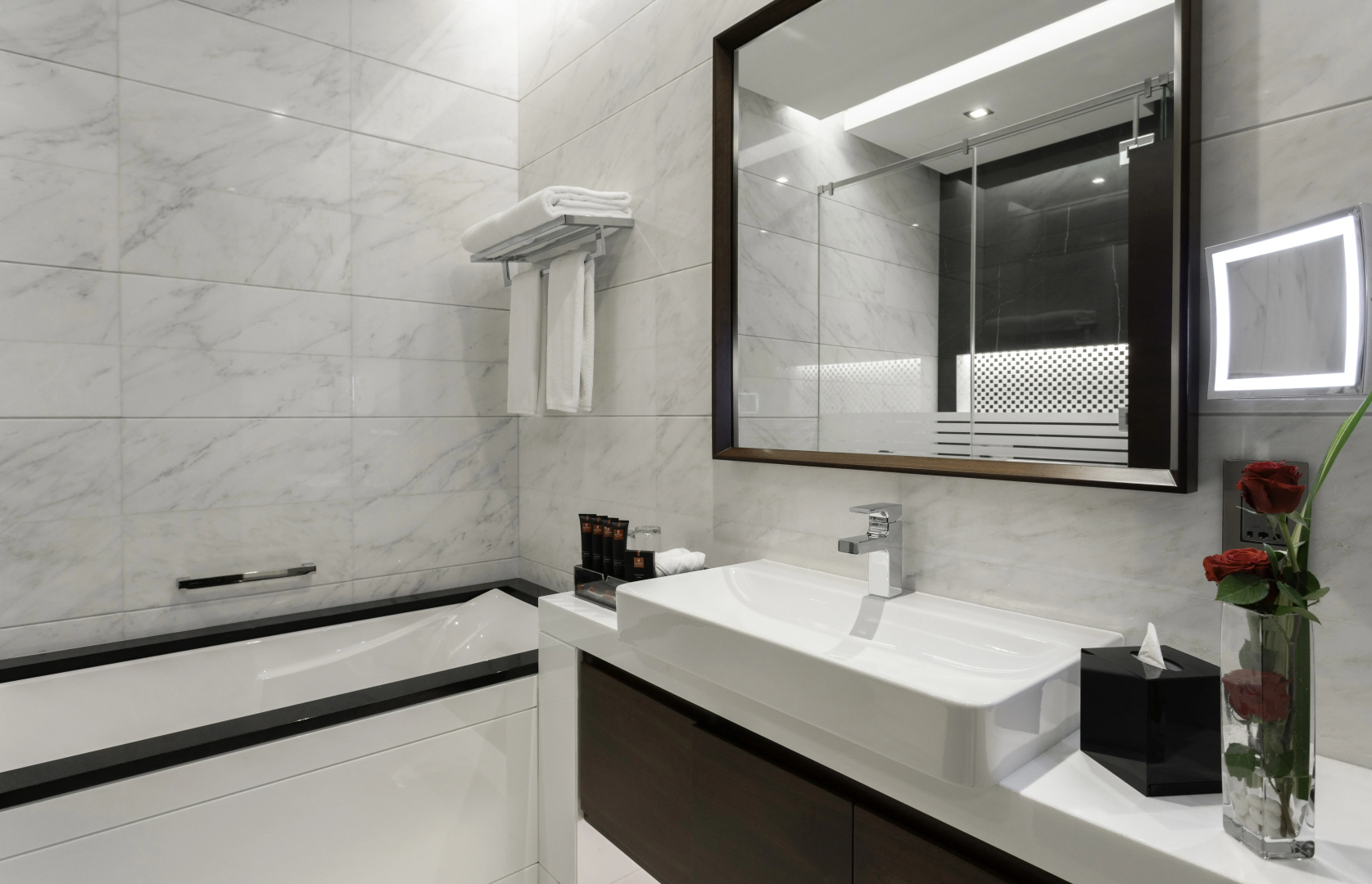 Renaissance Business Bay Hotel