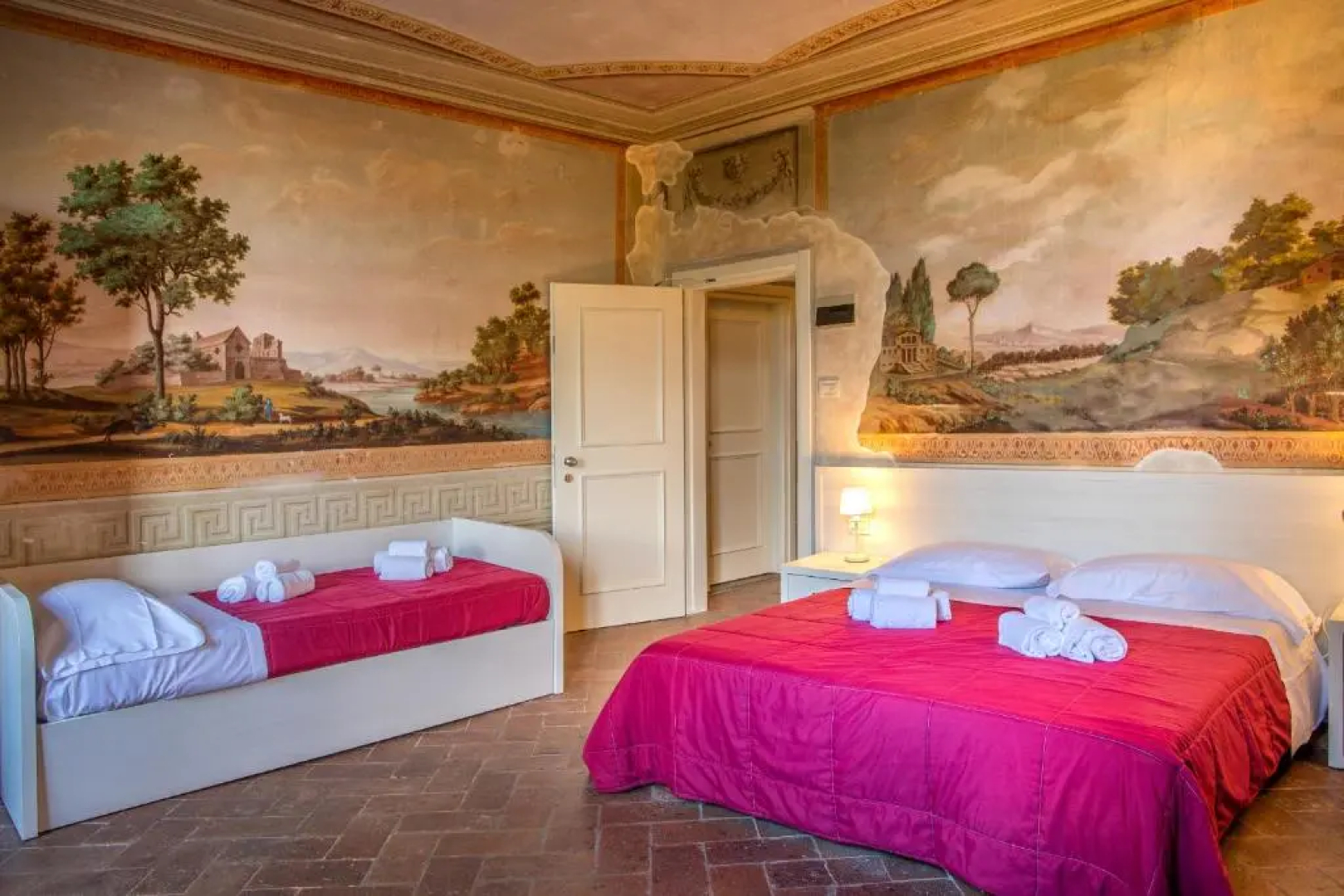 Villa Norcenni Aparthotel