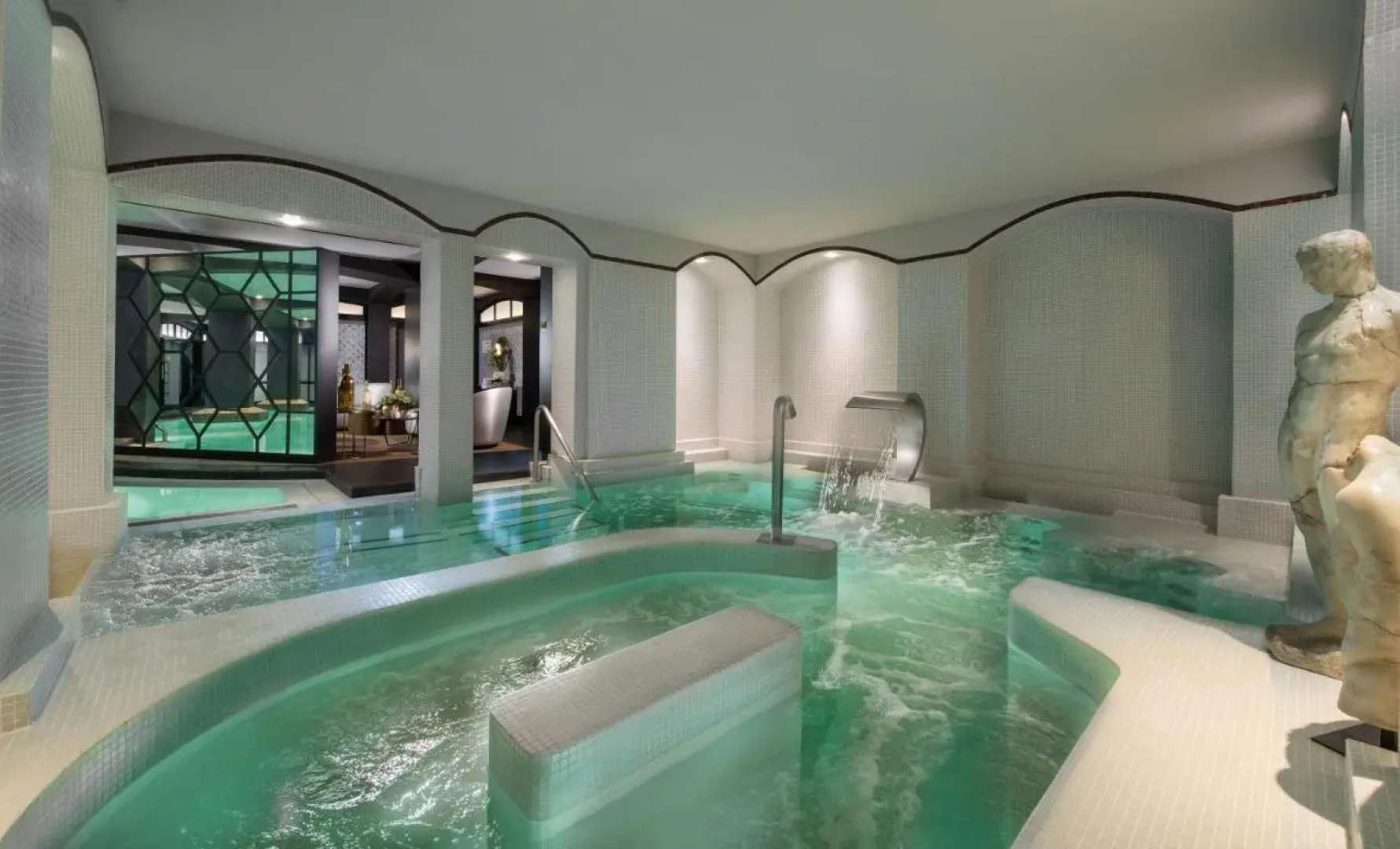 Hôtel Barrière Fouquet's Paris