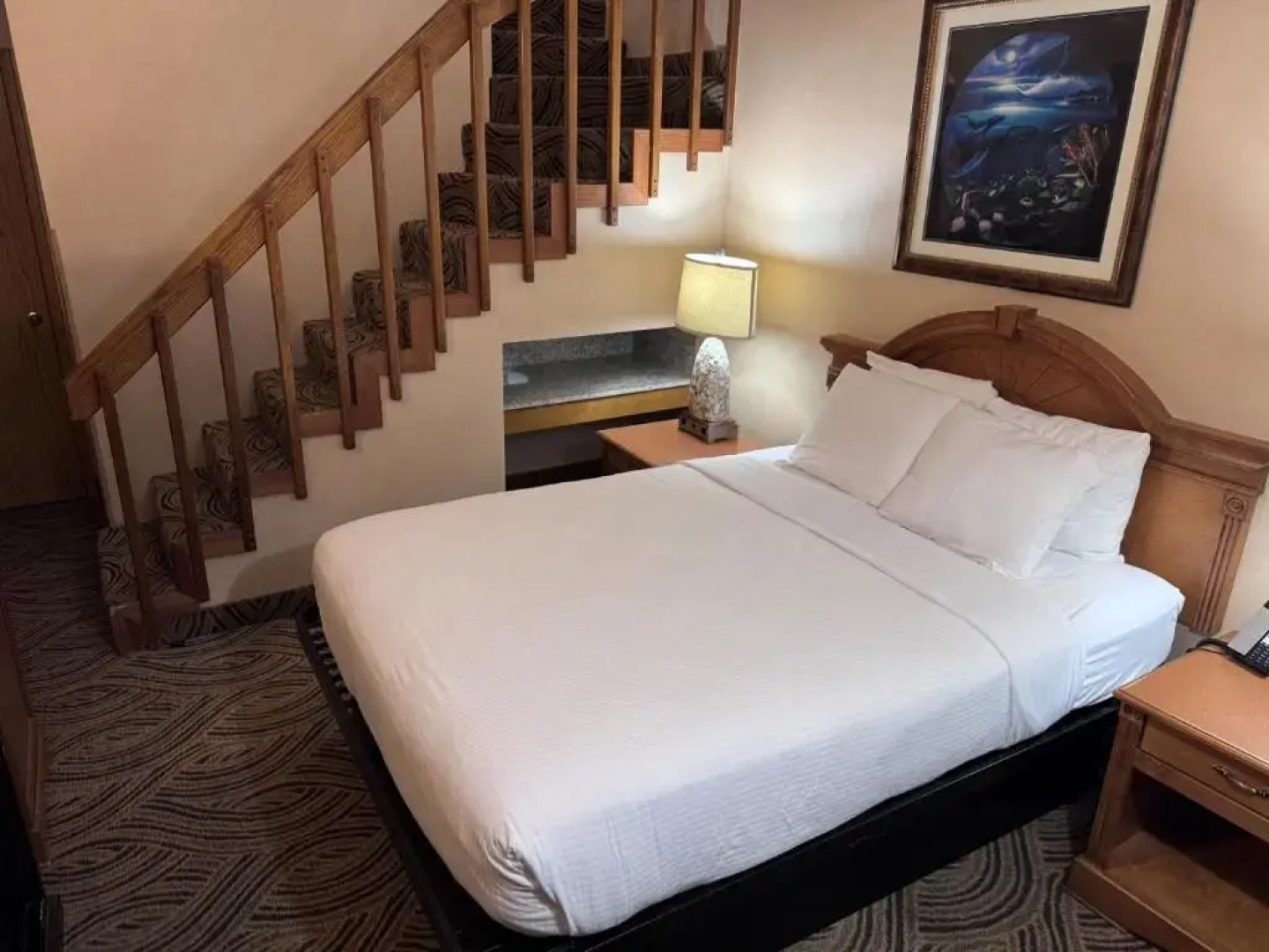 Promenade Inn & Suites Oceanfront