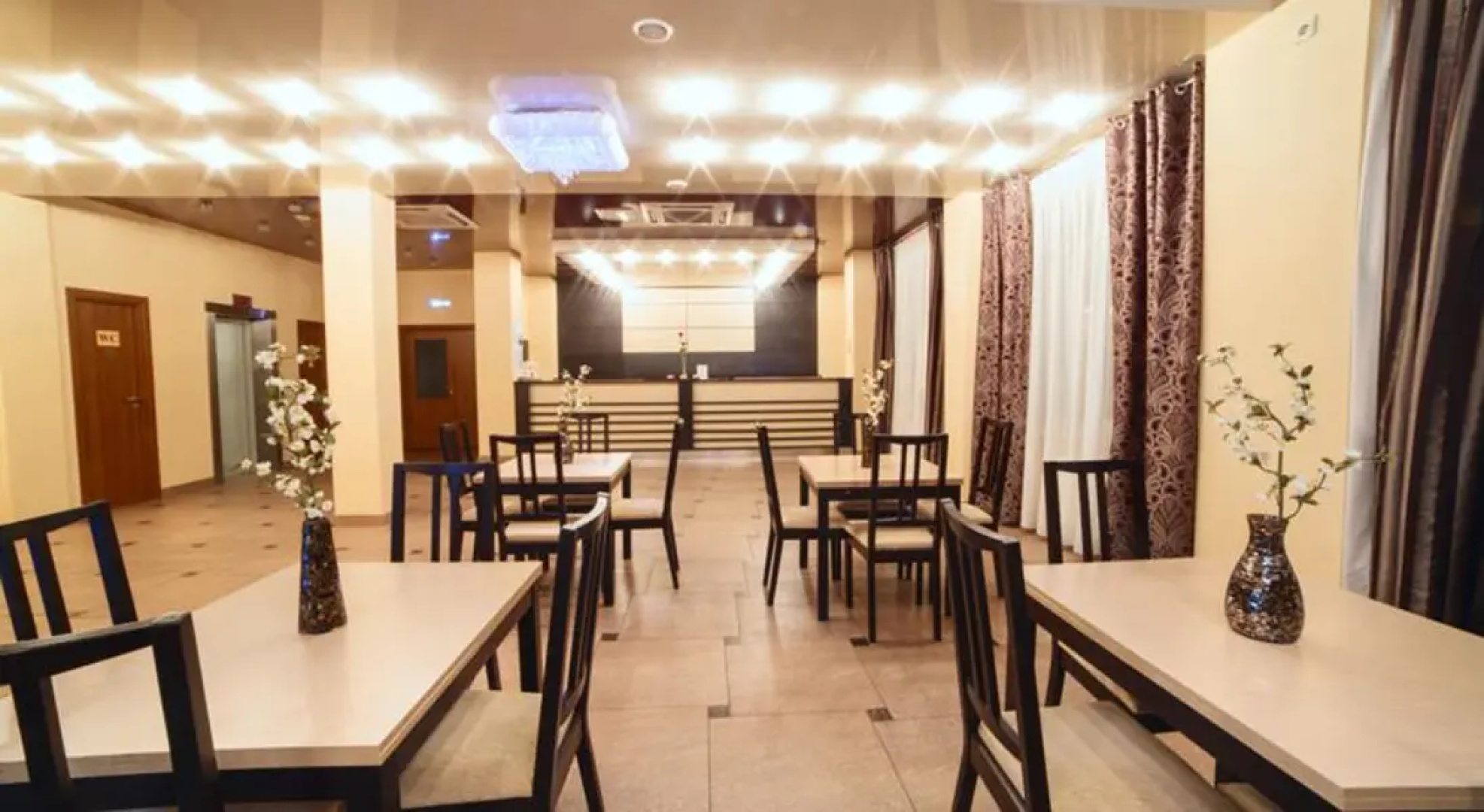 Premier Hotel	