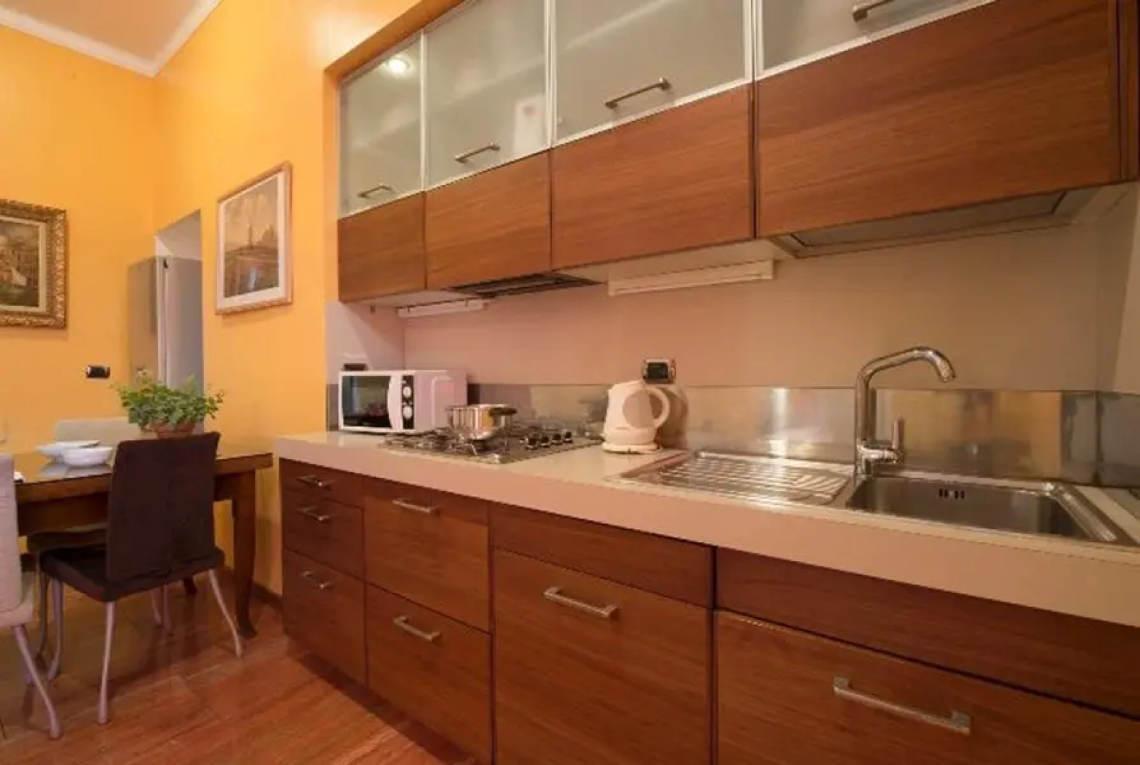 Montello - 988 - Milan - HLD 34366