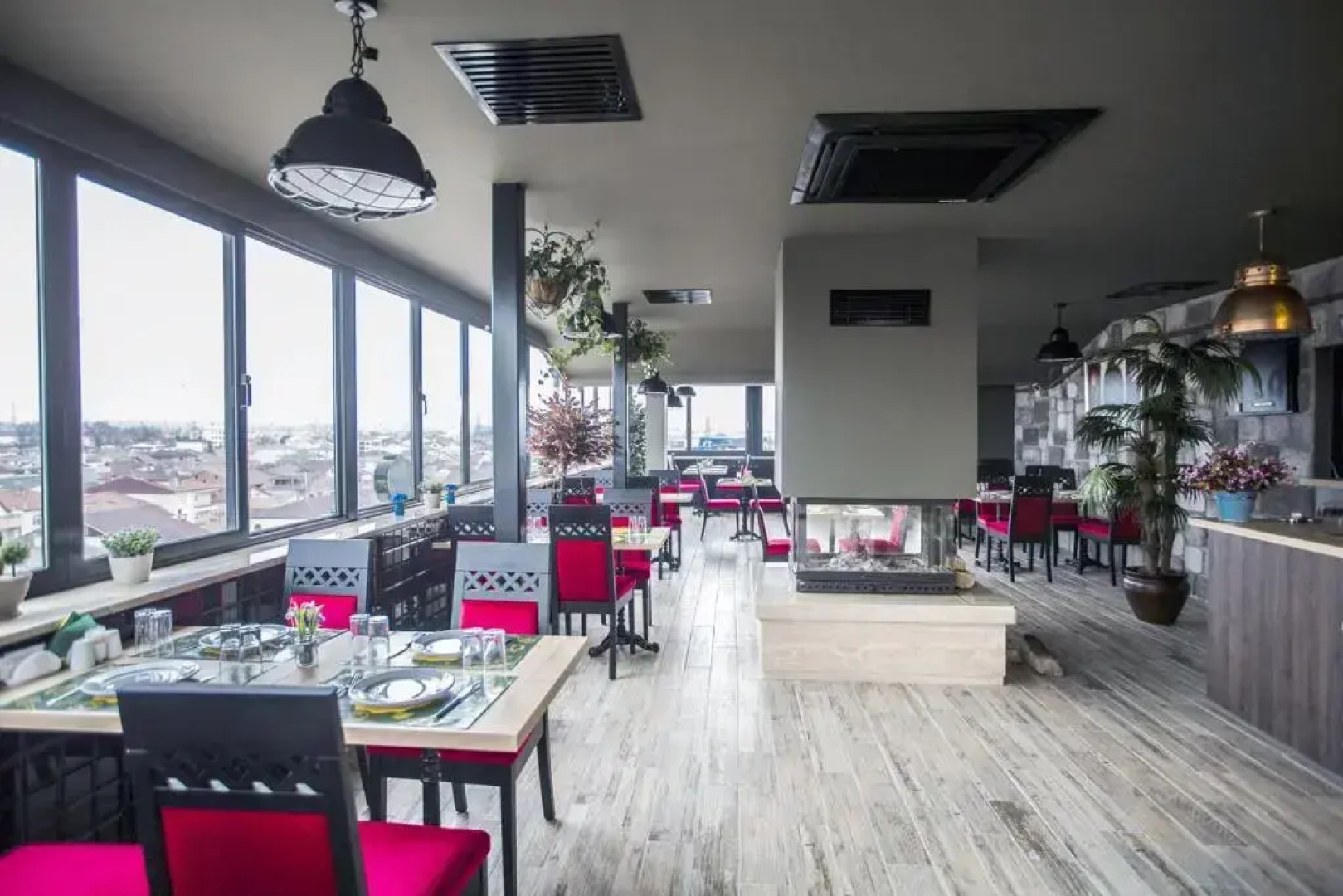 Rivada Hotel