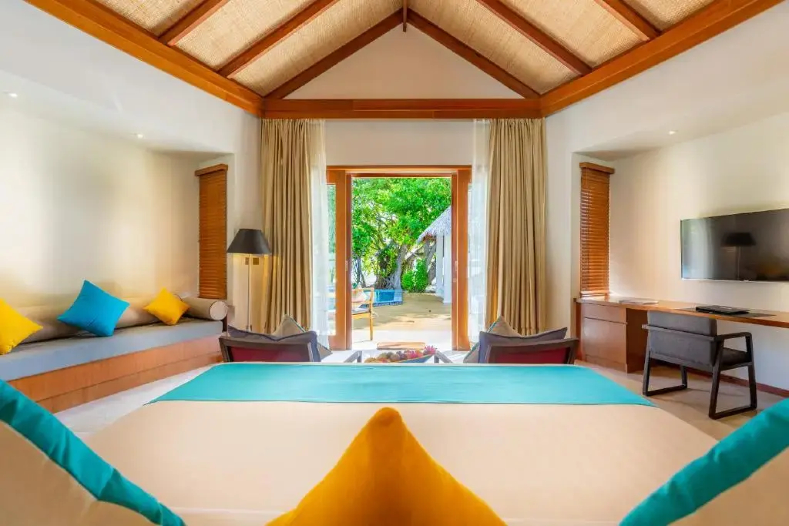 Отель Furaveri Maldives
