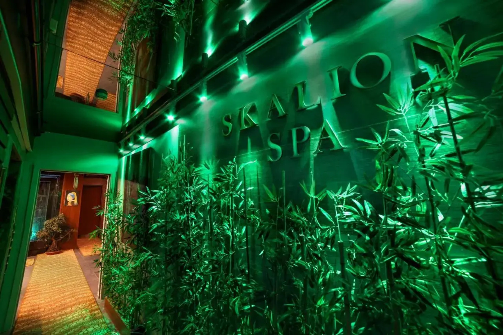 Skalion Hotel