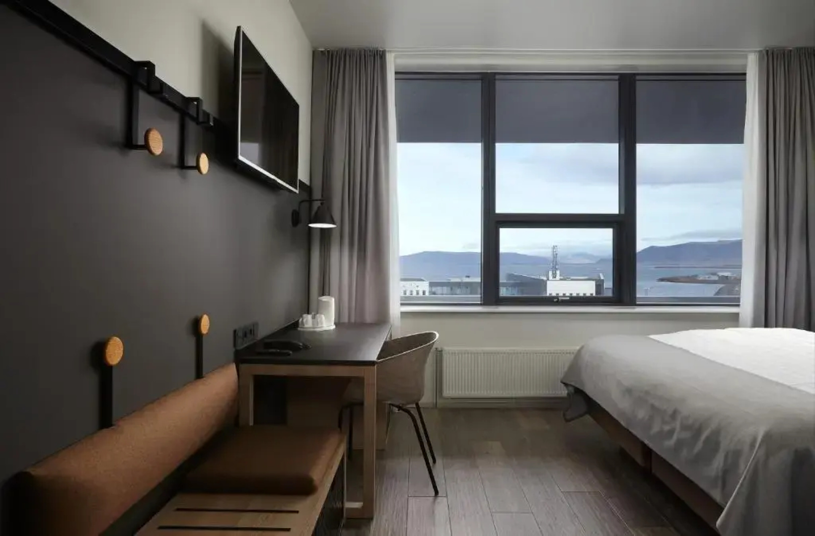 Hotel Cabin