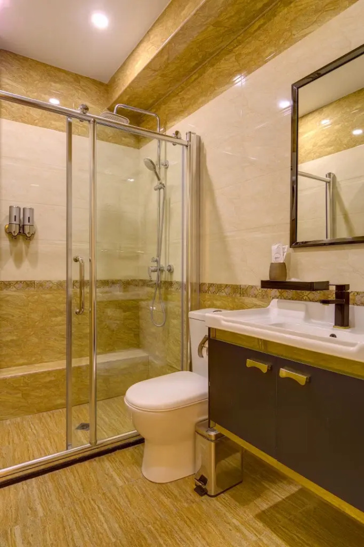 Golden Crown Zhukovsky