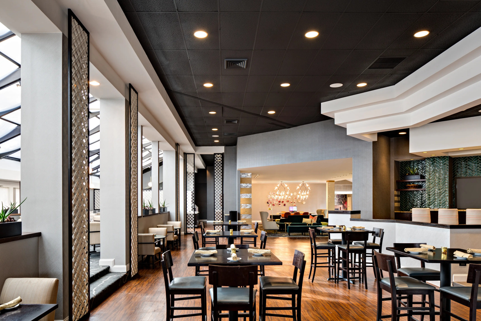 DoubleTree by Hilton Fairfield Hotel & Suites