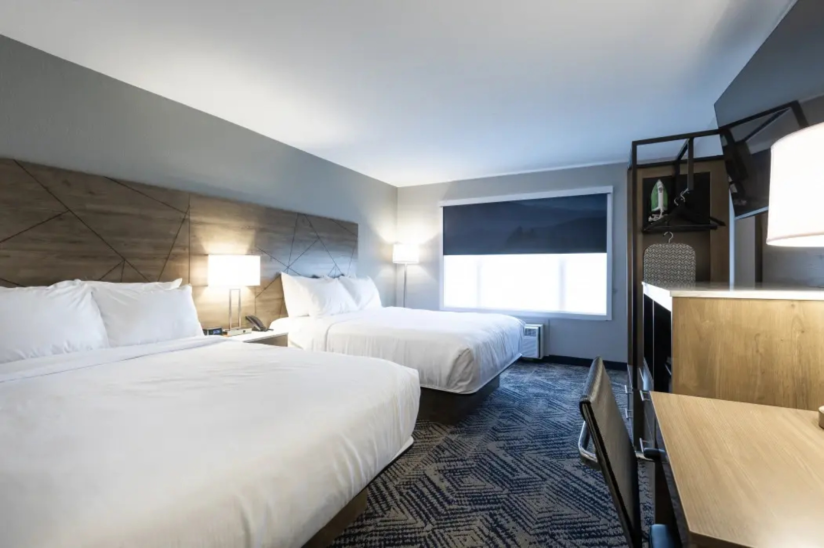 Rodeway Inn & Suites near Outlet Mall - Asheville