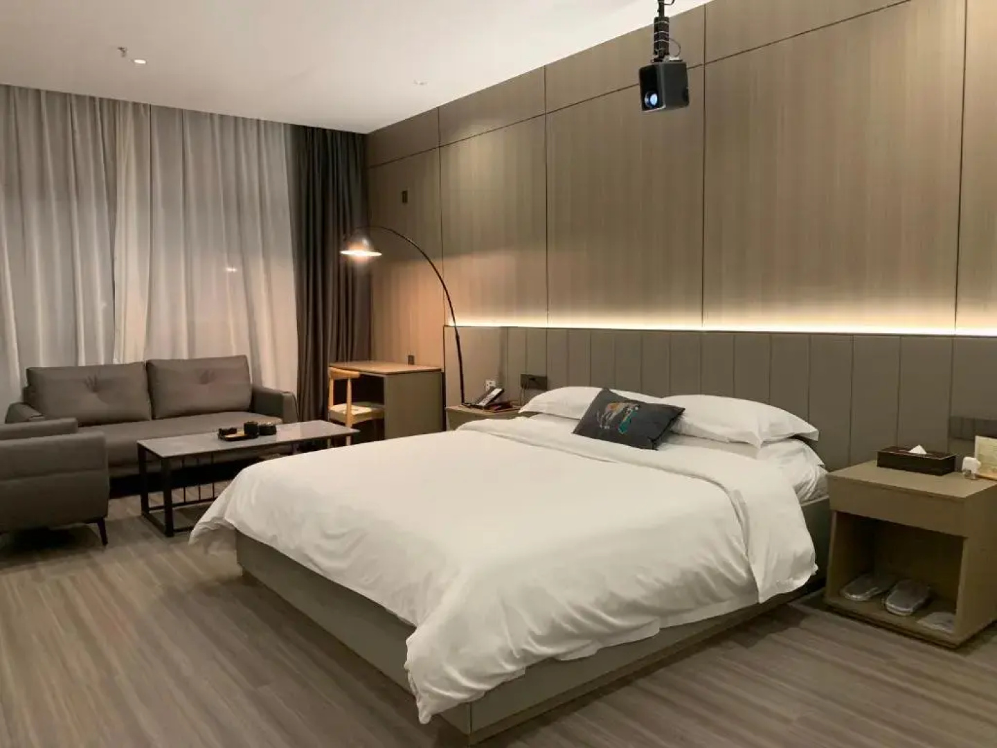 Отель New Century Mansion Cixi Guanhaiwei