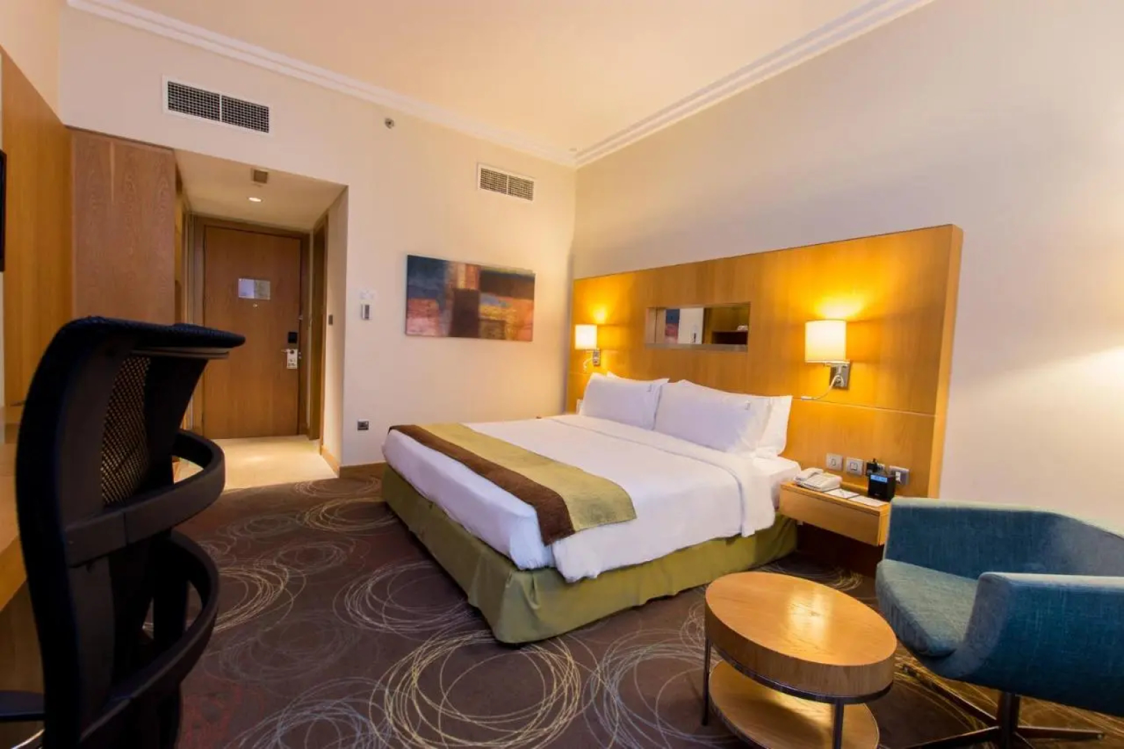 Holiday Inn Abu Dhabi by IHG