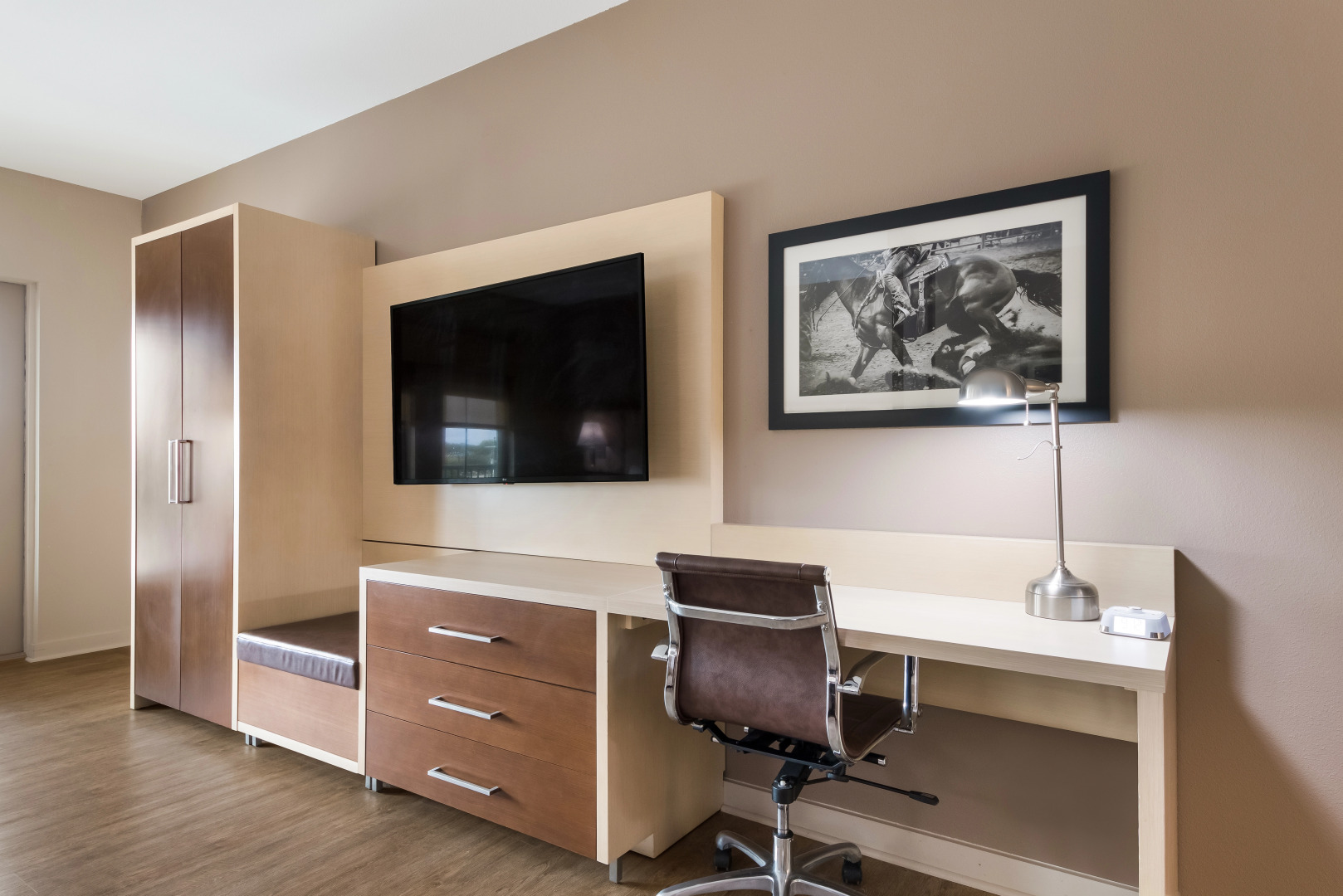 Best Western Bandera Suites & Saloon