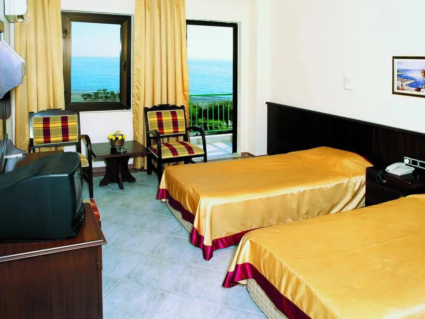 Sun Fire Beach Hotel