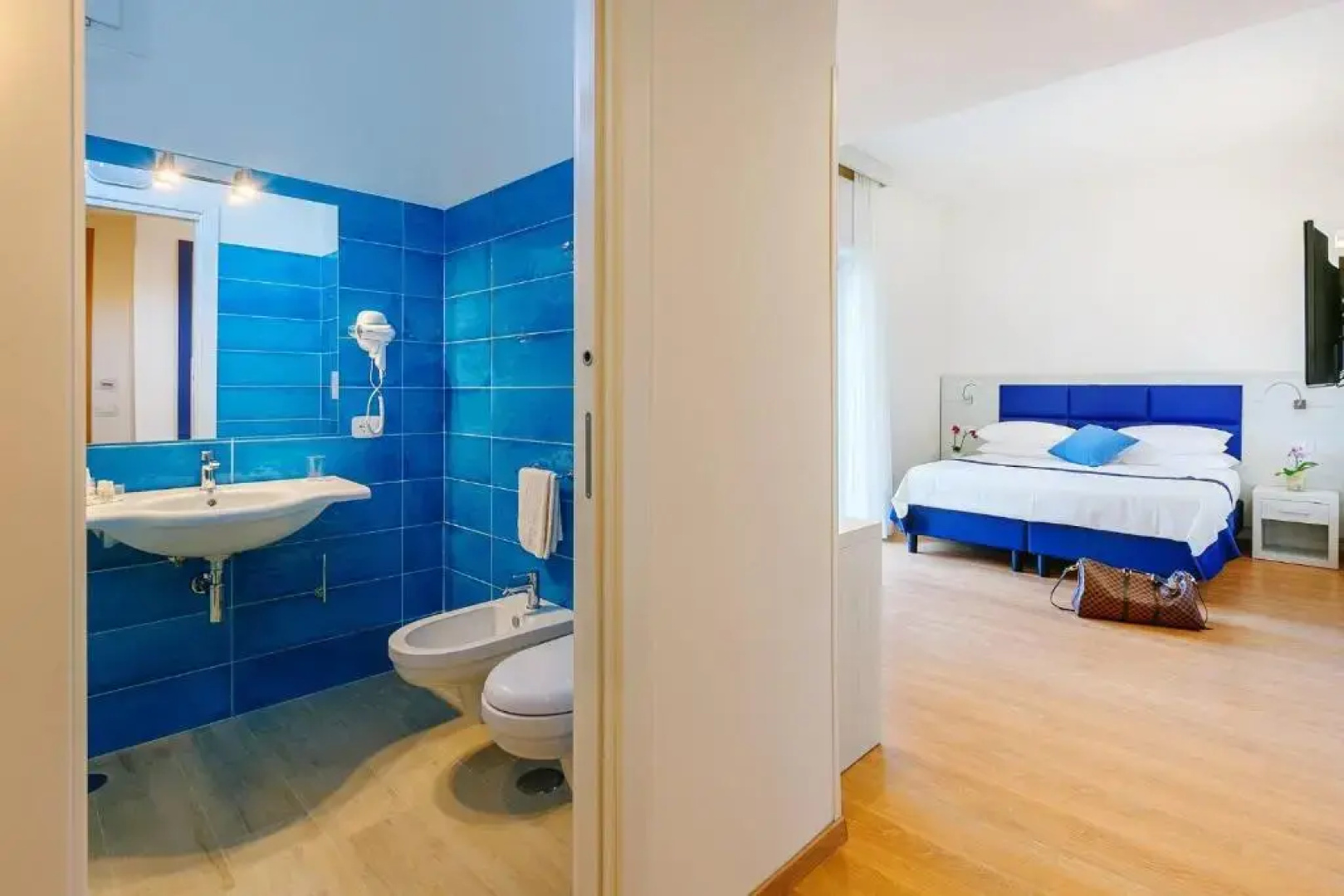 Hotel Aequa