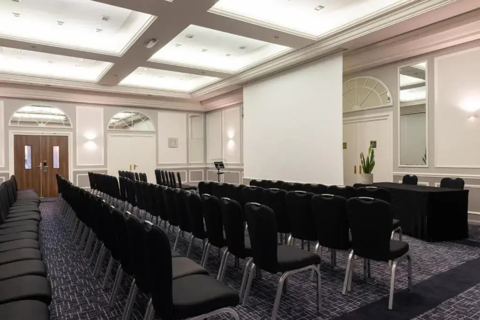 Crowne Plaza Paris Republique by IHG