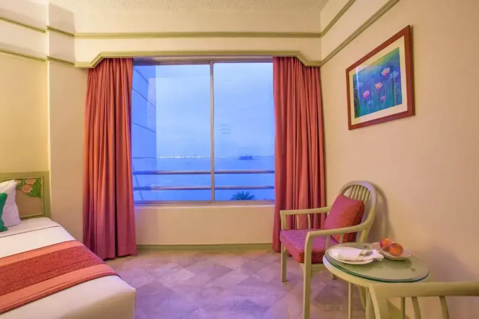 Cholchan Pattaya Beach Resort