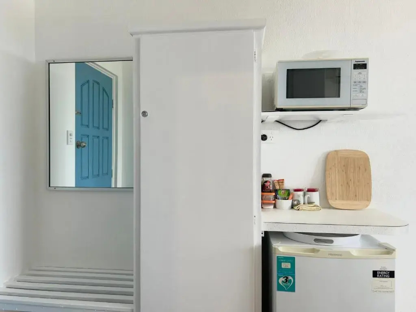 Mollymook Ocean View Motel - Welcoming Guests 18 Years and Older