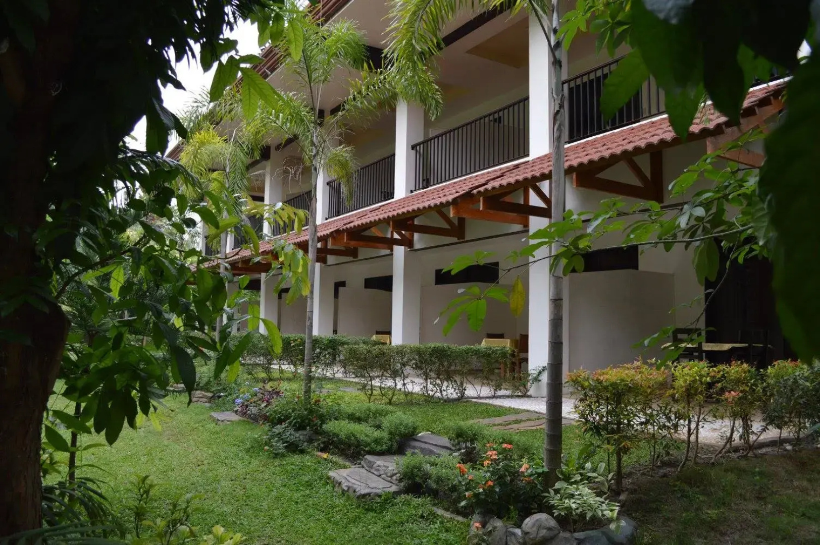Hotel Precious Garden of Samal