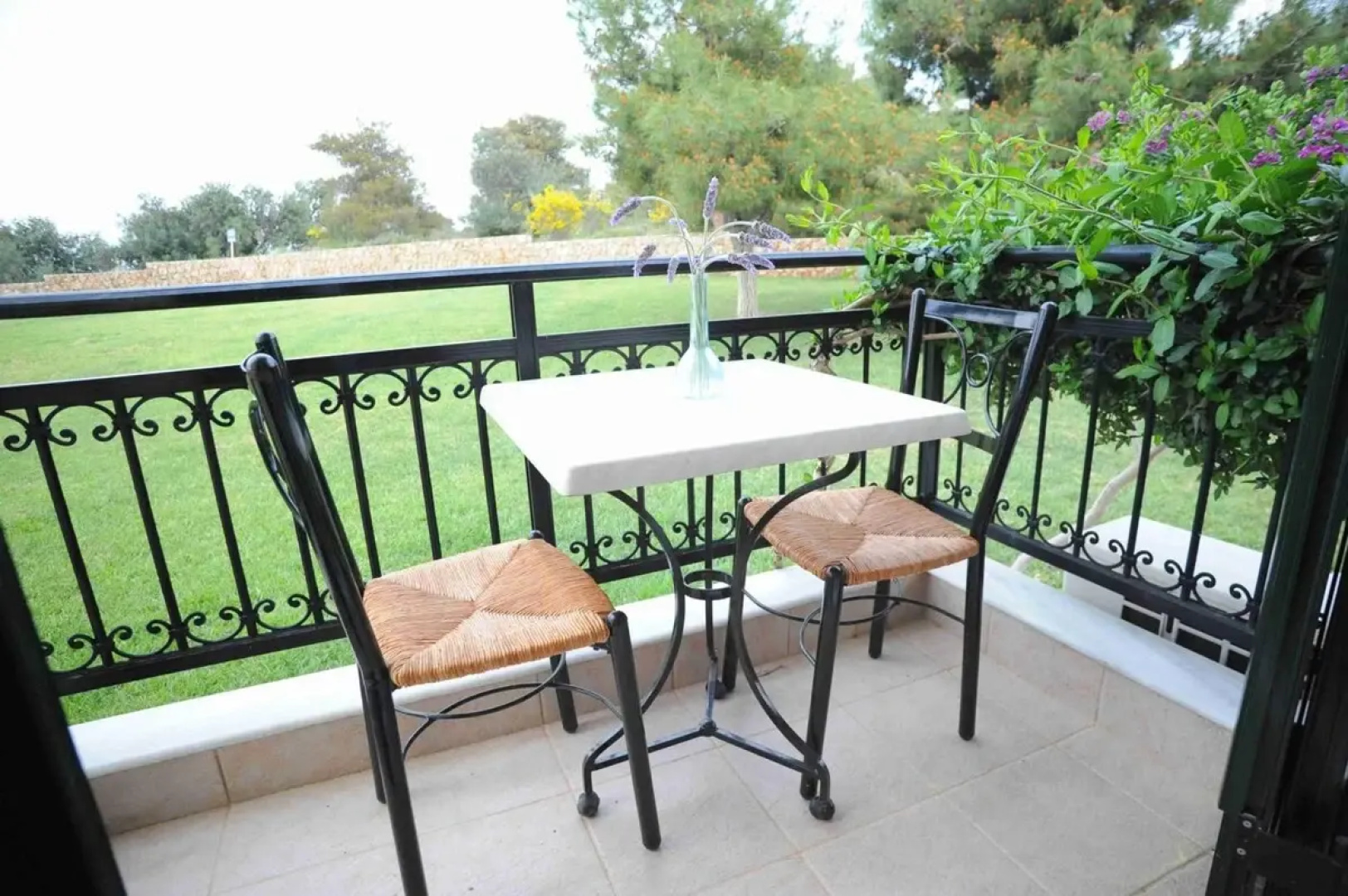 Long View Resort & Spa Rooms & Apartments