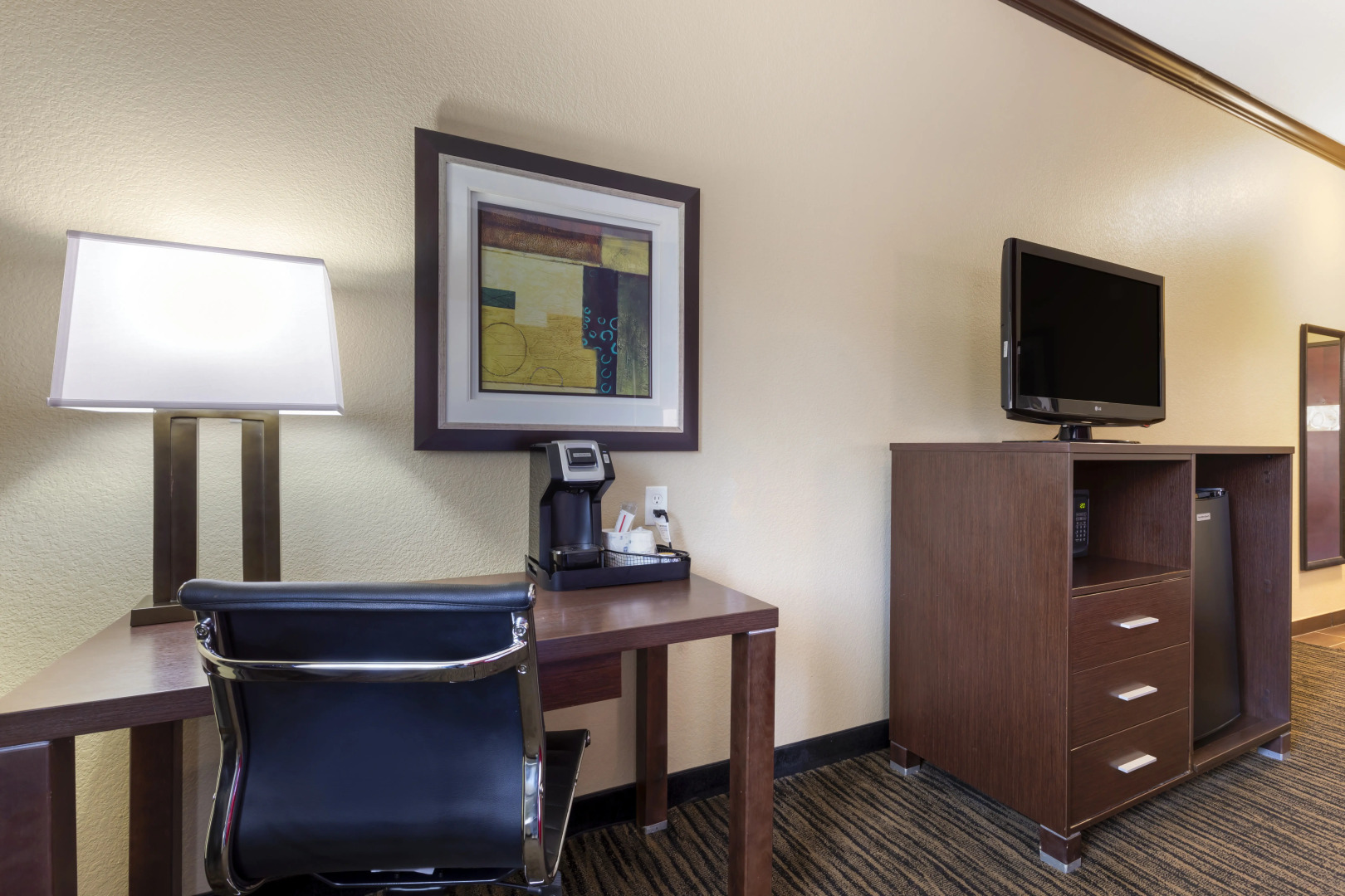 Best Western Plus Classic Inn & Suites