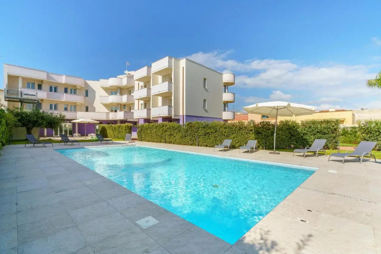 Travini Suite Hotel